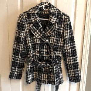 Women’s White House Black Market Winter Coat - Medium